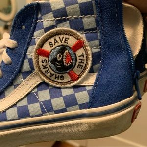 Kids size 2 vans with laces and zippers